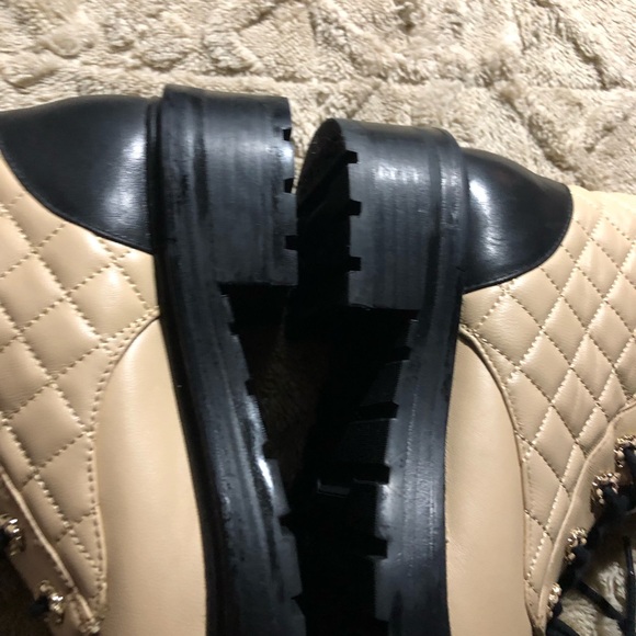 Chanel Beige and Black Lace-Up Moto Boots size 40 euro size approx size 10 Rare - Picture 10 of 17